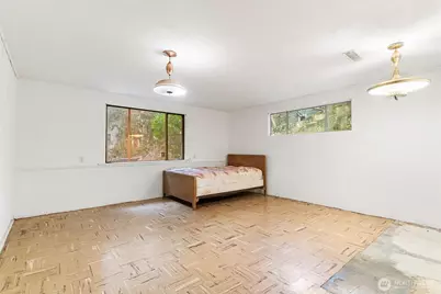 13758 Palatine Avenue N, Seattle, WA 98133 - Photo 24