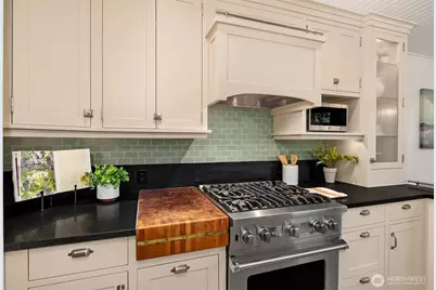 5728 34th Avenue NE, Seattle, WA 98105 - Photo 14