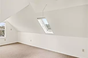 5525 Woodlawn Ave N, Seattle, WA 98103 - Photo 20