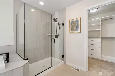 22532 70th Place W, Mountlake Terrace, WA 98043 - Photo 18