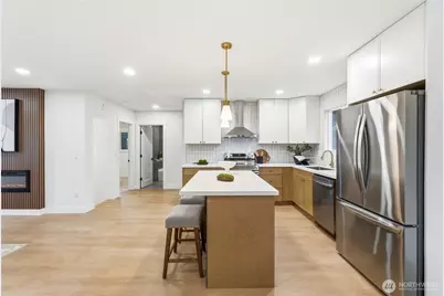 10731 18th Avenue SW, Seattle, WA 98146 - Photo 18