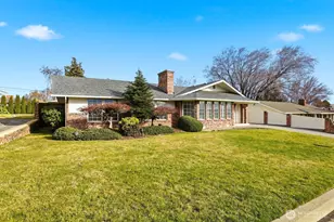 119 N 46th Ave, Yakima, WA 98908 - Photo 2