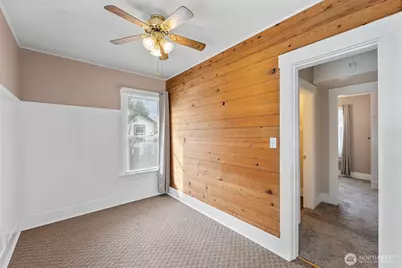 421 2nd Street NW, Puyallup, WA 98371 - Photo 16