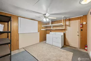 421 2nd St NW, Puyallup, WA 98371 - Photo 24