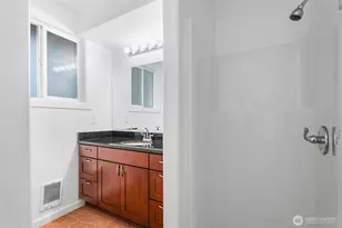 1311 E 68th St, Tacoma, WA 98404 - Photo 14