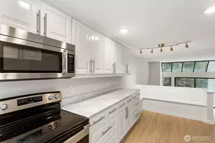 19805 15th Ave NE, Shoreline, WA 98155 - Photo 10