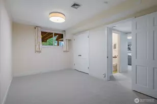 4812 NE 42nd St, Seattle, WA 98105 - Photo 20