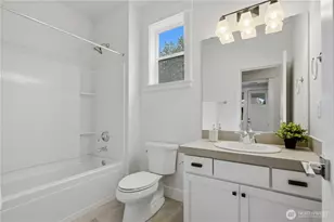 18615 46th Ave SE, Bothell, WA 98012 - Photo 4