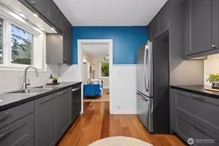 125 34th St, Bellingham, WA 98225 - Photo 14