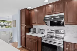 10317 NE 123rd Pl, Kirkland, WA 98034 - Photo 12