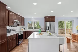 10317 NE 123rd Pl, Kirkland, WA 98034 - Photo 8