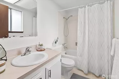 11305 W Ibberson Drive, Everett, WA 98208 - Photo 12