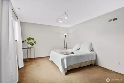 11305 W Ibberson Drive, Everett, WA 98208 - Photo 16