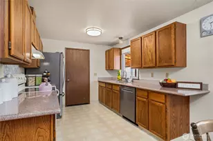 16019 7th Ave Ct E, Tacoma, WA 98445 - Photo 12