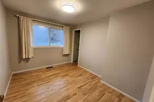 18701 3rd Ave S, Burien, WA 98148 - Photo 12