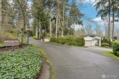 1220 80th Place NE, Medina, WA 98039 - Photo 4