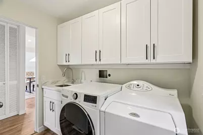 1220 80th Place NE, Medina, WA 98039 - Photo 34