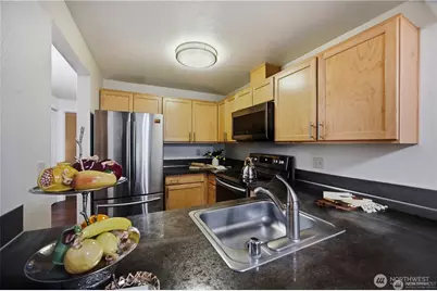 12515 NE 116th Street #B11, Kirkland, WA 98034 - Photo 16