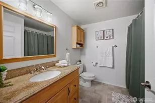 12515 NE 116th St, Kirkland, WA 98034 - Photo 16