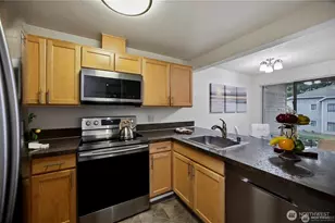 12515 NE 116th St, Kirkland, WA 98034 - Photo 18
