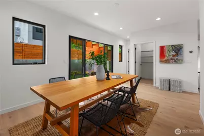 5248 23rd Avenue SW, Seattle, WA 98106 - Photo 10