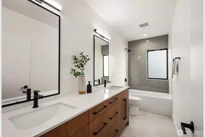 5248 23rd Avenue SW, Seattle, WA 98106 - Photo 24