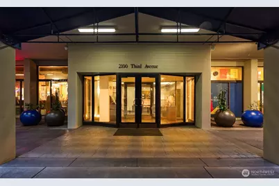 2100 3rd Avenue #1703, Seattle, WA 98121 - Photo 2