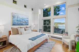 8770 Sand Point Way NE, Seattle, WA 98115 - Photo 16