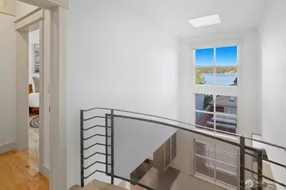 8770 Sand Point Way NE, Seattle, WA 98115 - Photo 30