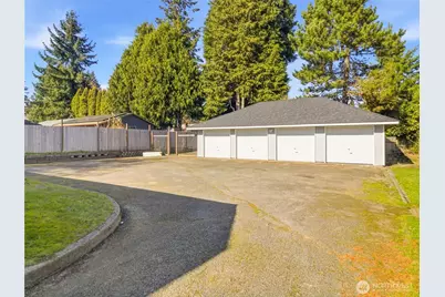 2016 Dickinson Avenue NW, Olympia, WA 98502 - Photo 24