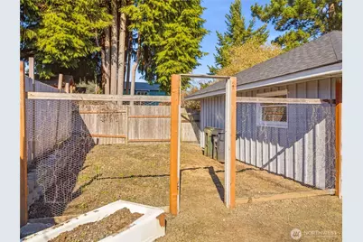 2016 Dickinson Avenue NW, Olympia, WA 98502 - Photo 30