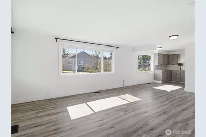 2016 Dickinson Avenue NW, Olympia, WA 98502 - Photo 8