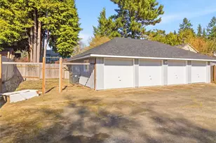 2016 Dickinson Ave NW, Olympia, WA 98502 - Photo 28