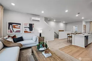 32360 Vine Ave SE, Black Diamond, WA 98010 - Photo 4