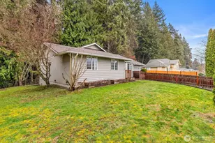 12829 17th St NE, Lake Stevens, WA 98258 - Photo 2