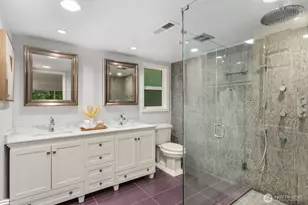 18505 NE 26th St, Redmond, WA 98052 - Photo 26