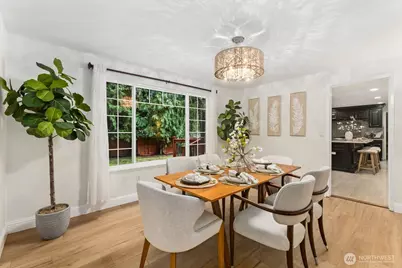 18505 NE 26th Street, Redmond, WA 98052 - Photo 10