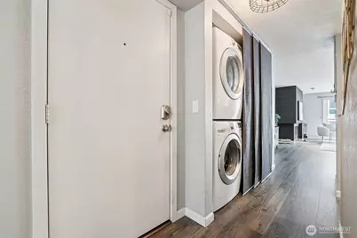 2219 14th Avenue W #304, Seattle, WA 98119 - Photo 14