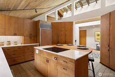 4851 88th Place SE, Mercer Island, WA 98040 - Photo 10