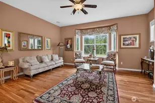 23915 NE Adiar Rd, Redmond, WA 98053 - Photo 18