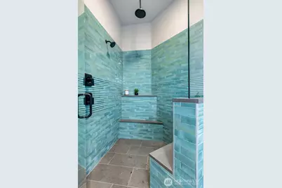 10035 NE 196th. Place, Bothell, WA 98011 - Photo 14