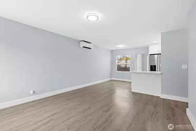 817 114th Street S, Tacoma, WA 98444 - Photo 8