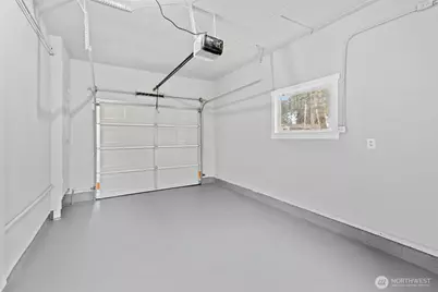 817 114th Street S, Tacoma, WA 98444 - Photo 18