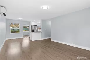 817 114th St S, Tacoma, WA 98444 - Photo 4