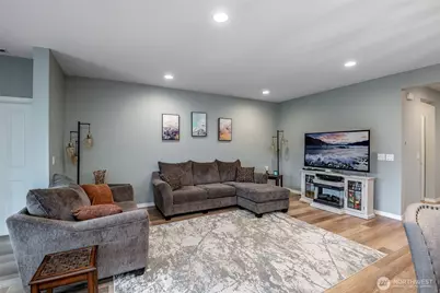 14916 183rd Avenue E, Bonney Lake, WA 98391 - Photo 6