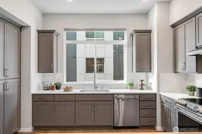 8321 NE 176th Court #104, Kenmore, WA 98028 - Photo 8