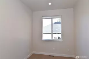 1138 Whidbey St, Bellingham, WA 98229 - Photo 4