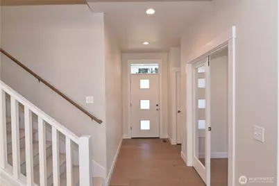 1138 Whidbey Street, Bellingham, WA 98229 - Photo 2