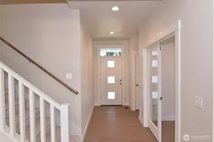 1138 Whidbey St, Bellingham, WA 98229 - Photo 2