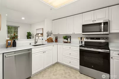 23303 Cedar Way #T202, Mountlake Terrace, WA 98043 - Photo 8